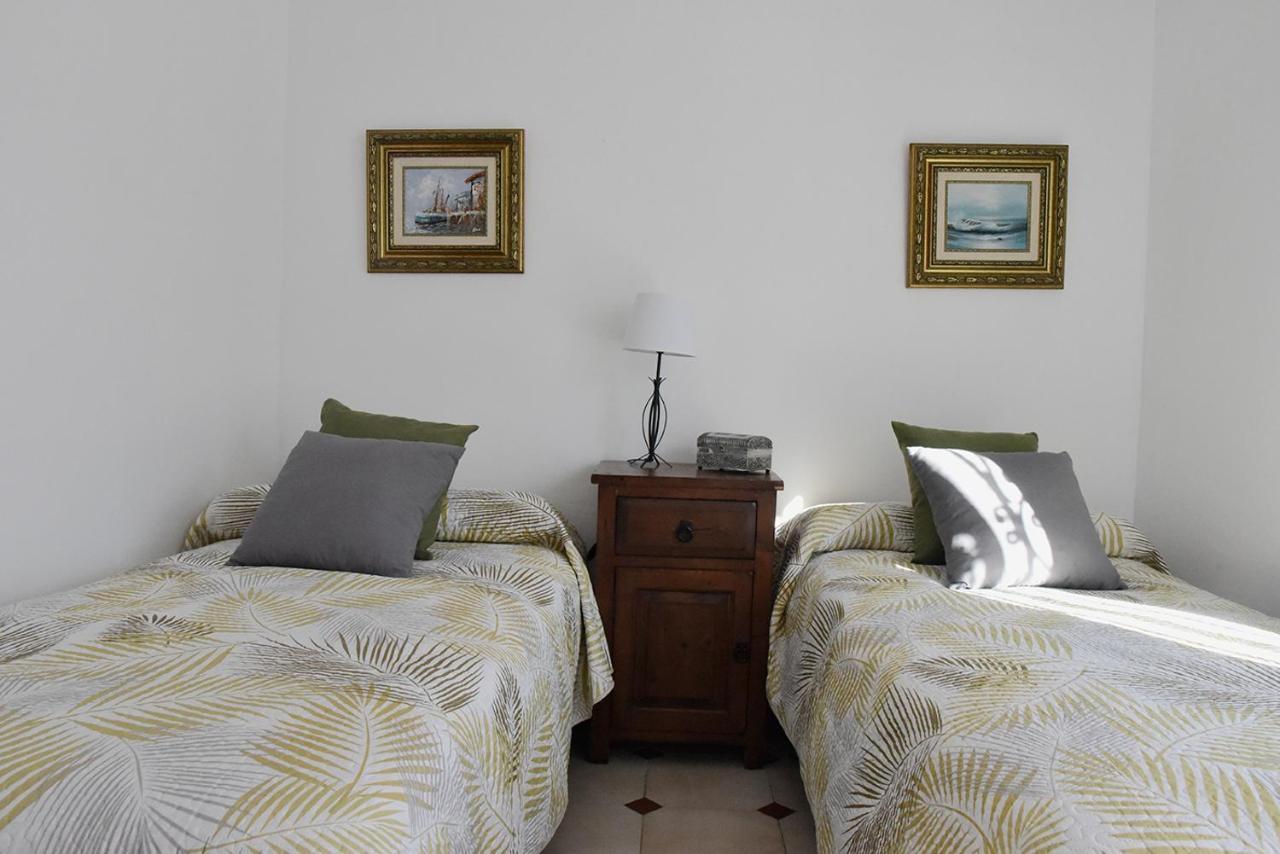 Room Martinez Севилья Экстерьер фото